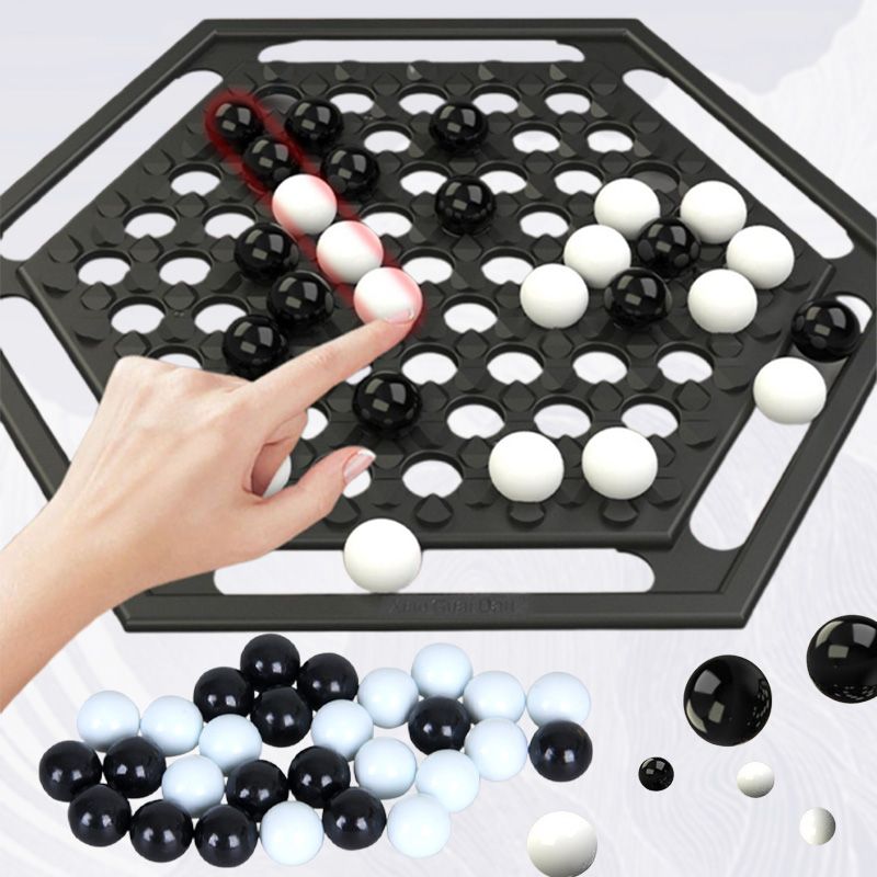 🎁New Year's Sale 49% OFF🔥Black and White Intellectual Chess Board Game Set