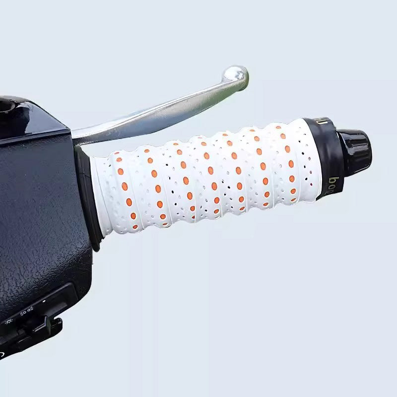 🏍️🔥Buy 2 Get 4 Free!✨ Anti-Slip Soft Silicone Handlebar Grips for Bicycles & Motorcycles - Enhance control and vibration damping for safer riding 🛡️🧤