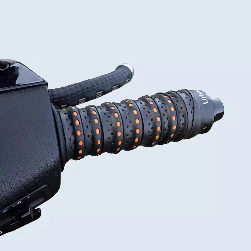 🏍️🔥Buy 2 Get 4 Free!✨ Anti-Slip Soft Silicone Handlebar Grips for Bicycles & Motorcycles - Enhance control and vibration damping for safer riding 🛡️🧤