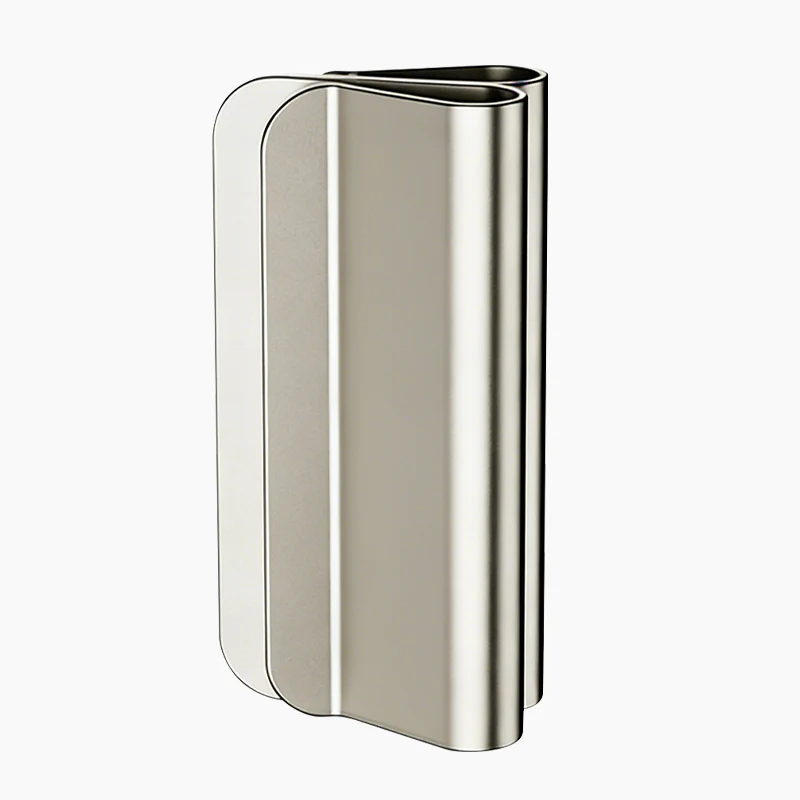 Magnetic Curtain Buckles for Light Blocking