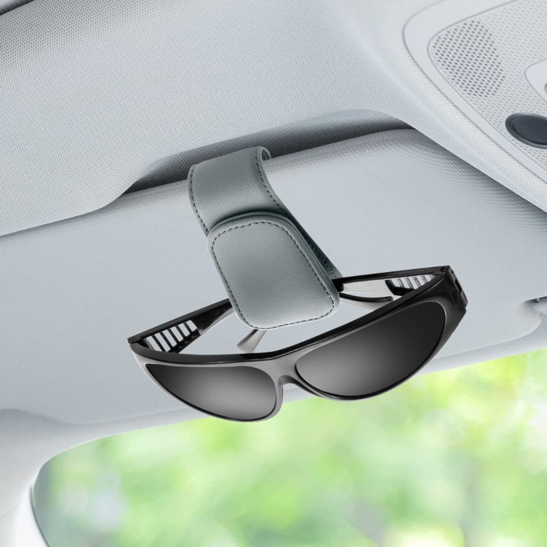 🕶️Magnetic Leather Sunglasses Holder🕶️ – Sun Visor Clip with Multi-Function Storage – Ideal for Glasses, Pens & Cards ⚡
