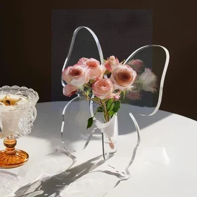 🦋 Save 50%! 💐 Butterfly Vase – Transparent, decorative & elegant ✨
