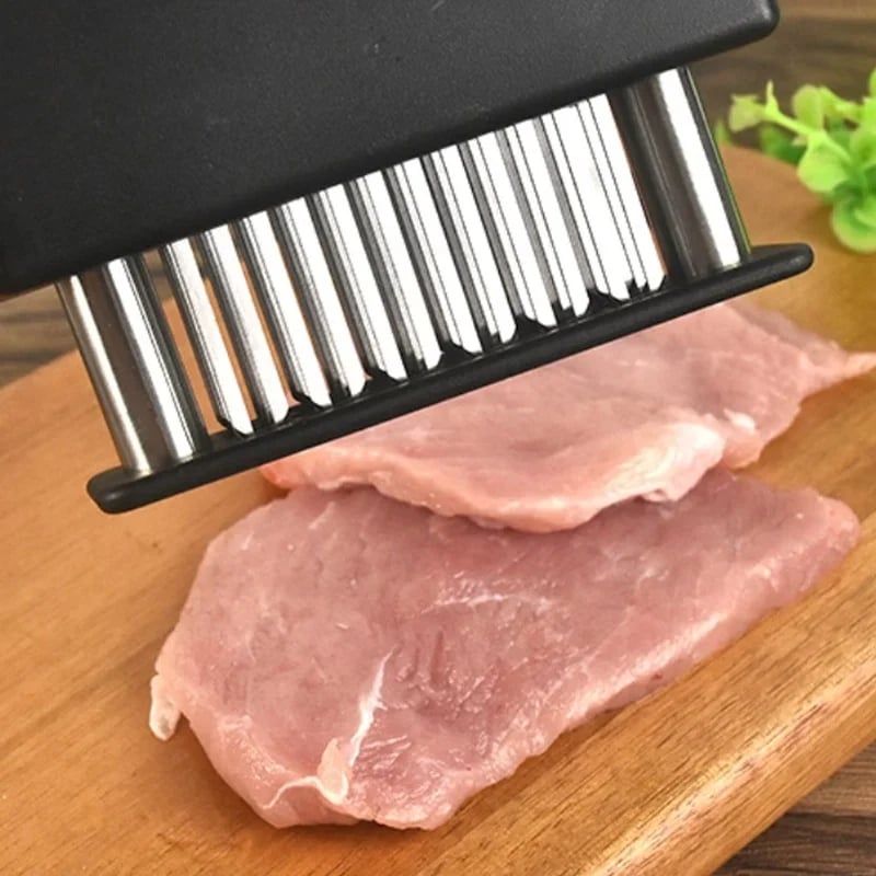 📢 50% OFF!! 🎉 Meat Tenderizer with 48 Stainless Steel Blades – Tenderize in Seconds, Dishwasher-Safe & Safe Storage Cover Included! 🔪