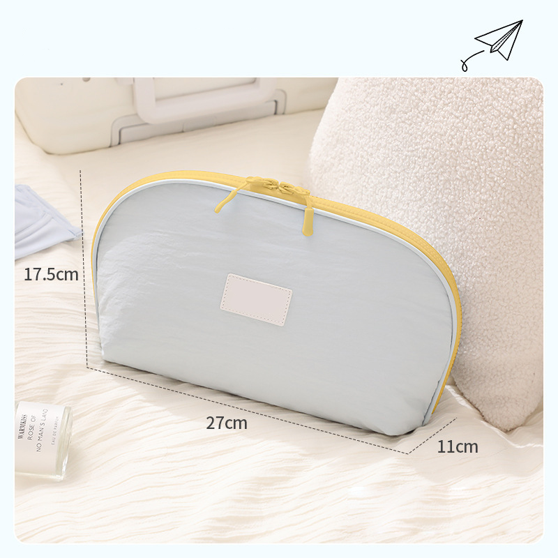 🏆 Last Day Special Price £12.99! 💐 Portable Underwear Travel Organizer – Separate Storage for Bras, Panties & Socks💕