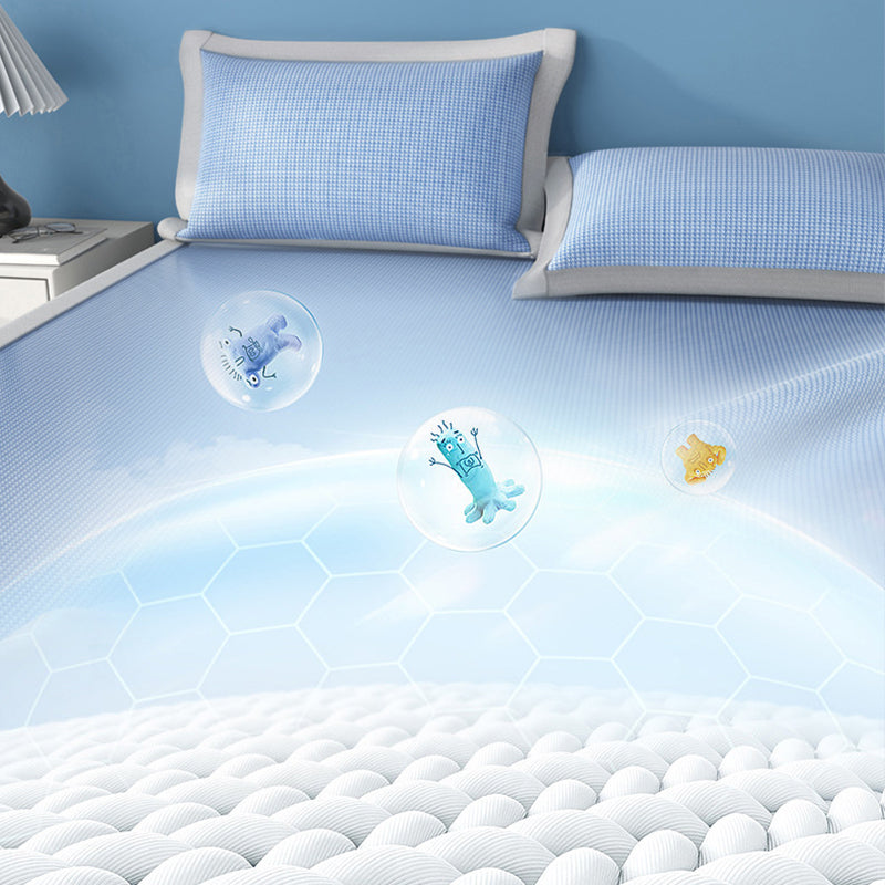 🌙 50% OFF! Cooling antibacterial bed mat – breathable, silky, washable. Sleep cool tonight! 💤🧊