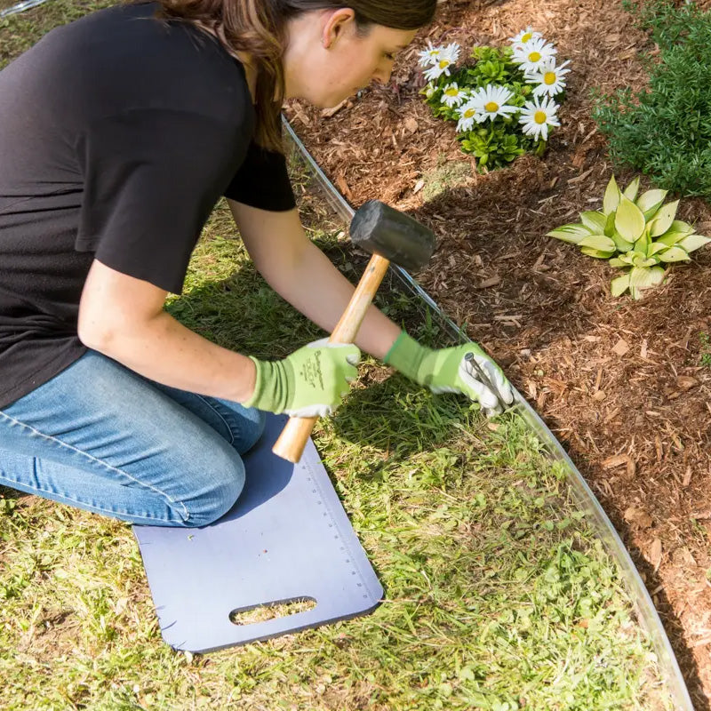 🥳HOT SALE🥳💞50K+ SOLD! Edging Roll – From £6.99! 10m, 30 pegs & no-dig install. Neat garden borders – grab yours! ✅