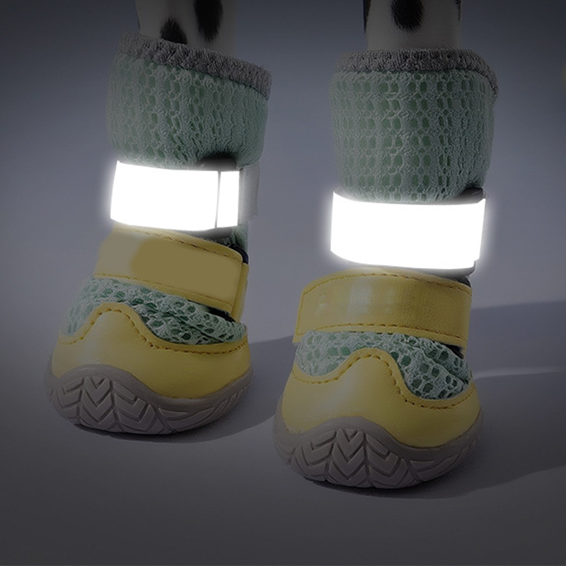 🥳HOT SALE🥳💞15K+ SOLD! Dog Shoes – From £10.99! Breathable mesh, reflective straps & anti-slip sole. Cool, safe paws – grab yours! ✅